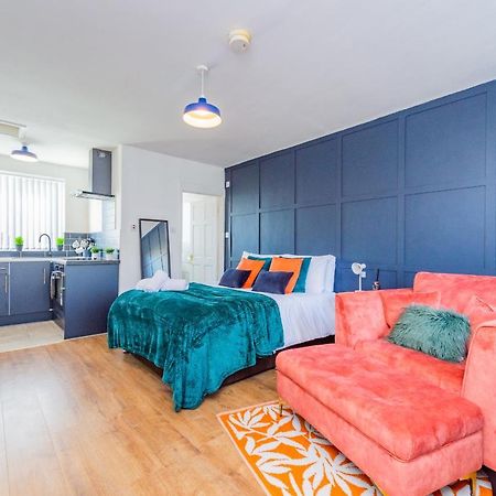 Studio Annexe By Papermill, Deeside - En-Suite, Heswall Eksteriør billede