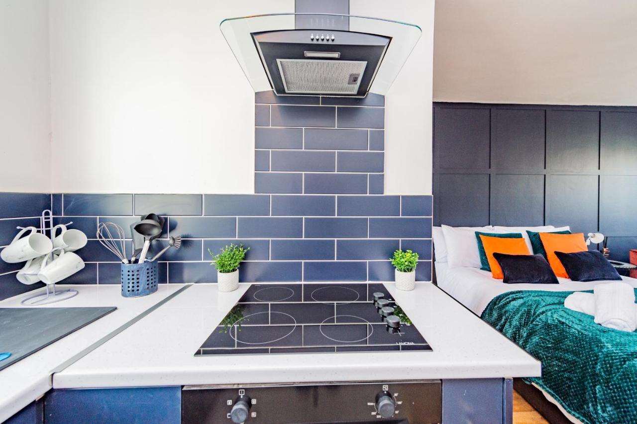 Studio Annexe By Papermill, Deeside - En-Suite, Heswall Eksteriør billede