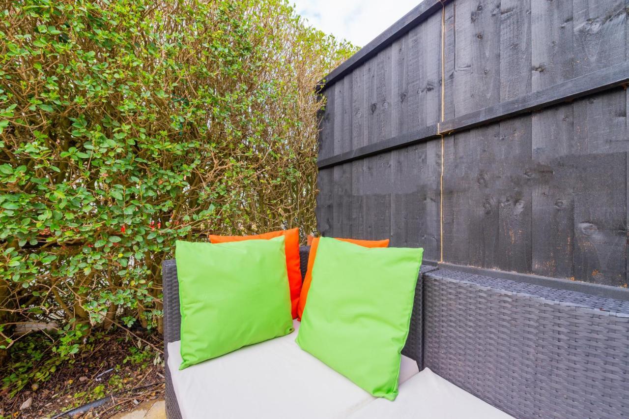 Studio Annexe By Papermill, Deeside - En-Suite, Heswall Eksteriør billede